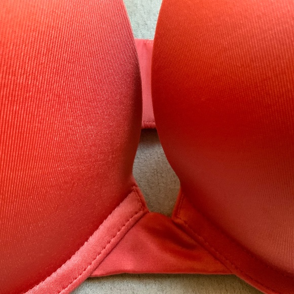 Victoria's Secret Women Red Very Sexy Super Push Up Bra Size 34DD RARE! - Picture 2 of 13